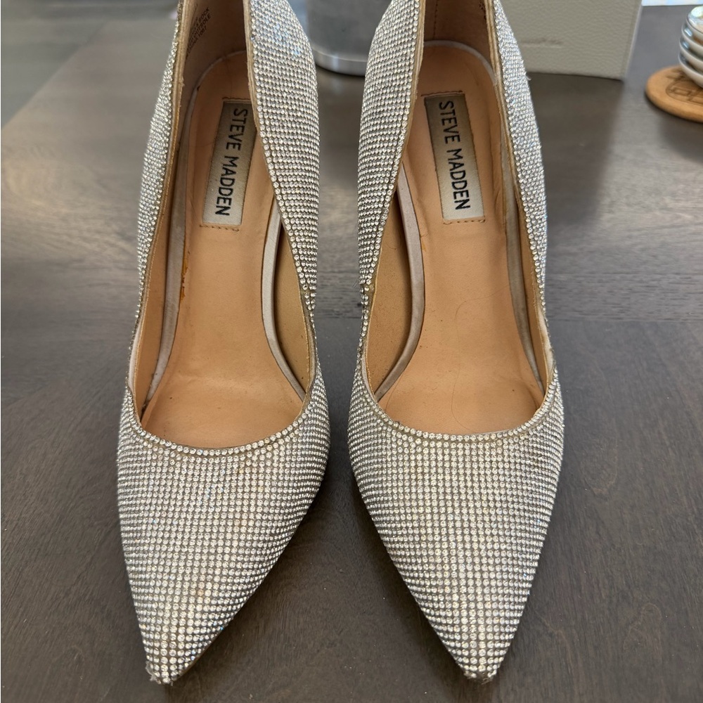 Steve Madden Silver Crystal Bedazzled Women's Shoes Daisie - 6.5
